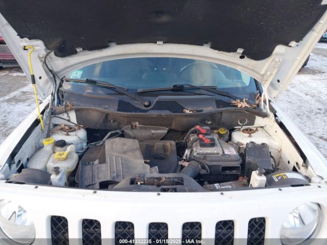 1C4NJRFB8FD289999 Jeep Patriot Latitude