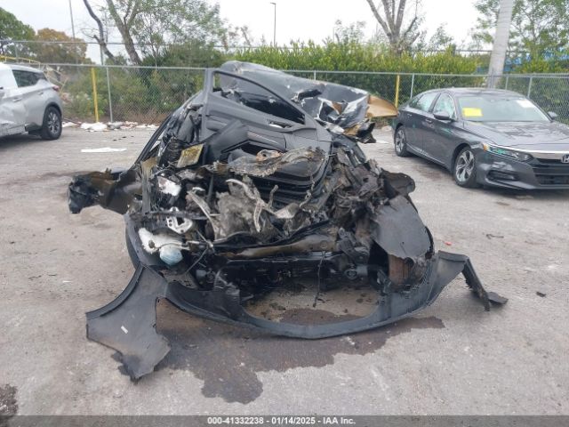 19UUB1F33HA008913 Acura TLX