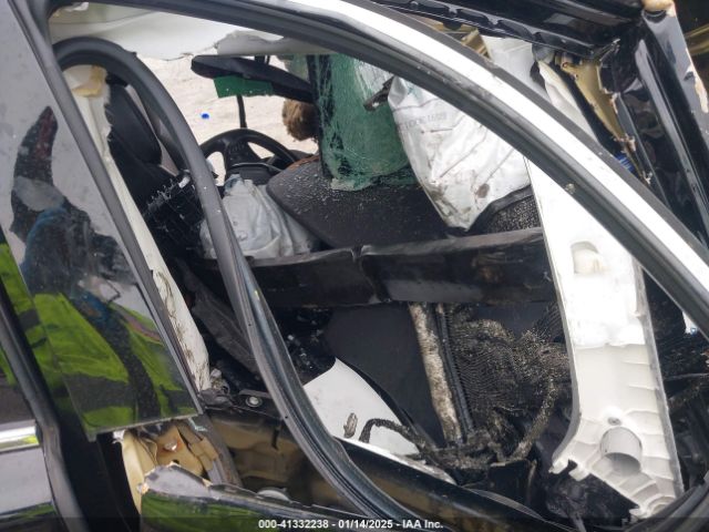 19UUB1F33HA008913 Acura TLX