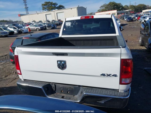 3C6RR7KG5LG134512 RAM 1500 Classic Tradesman  4x4 5'7 Box