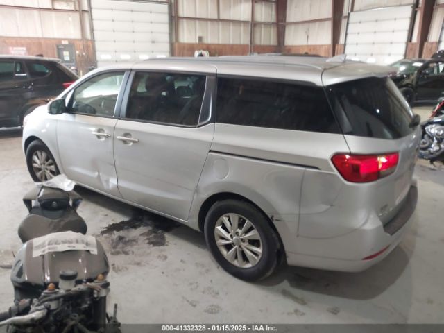 KNDMB5C13F6018852 KIA SEDONA LX
