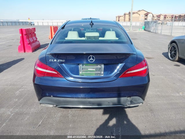 Mercedes-Benz CLA 250 2018 WDDSJ4EB4JN637135 Image 16