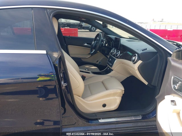 Mercedes-Benz CLA 250 2018 WDDSJ4EB4JN637135 Image 5