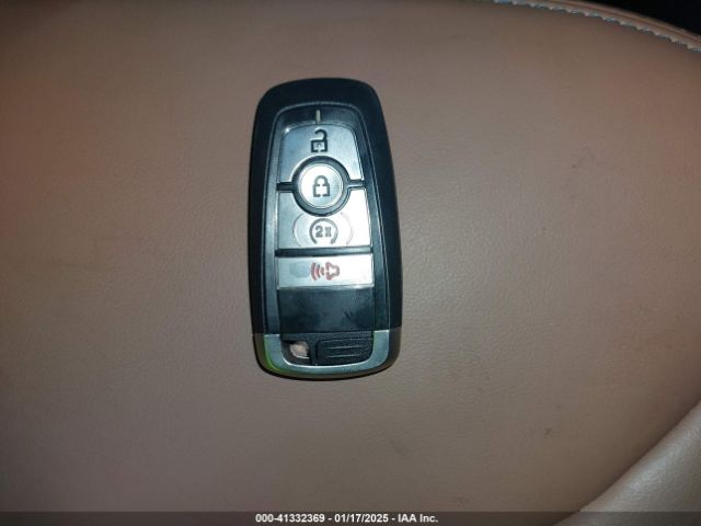 3FTTW8M37RRB14654 Ford Maverick Lariat