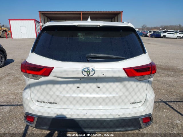 5TDYZRFH3JS256822 Toyota Highlander