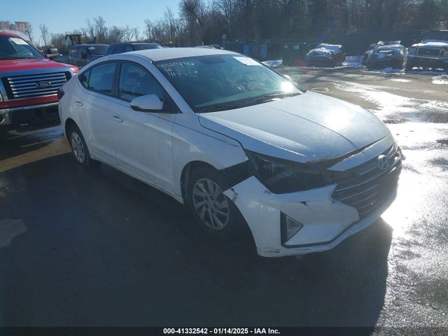 2019 5NPD74LF1KH432090 main image