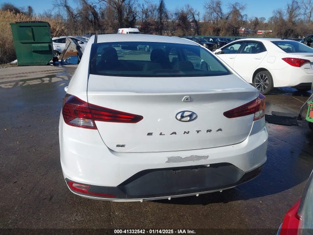 Hyundai ELANTRA SE 2019 5NPD74LF1KH432090 Image 15