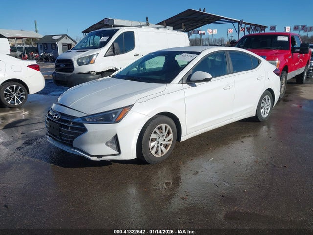 Hyundai ELANTRA SE 2019 5NPD74LF1KH432090 Image 2