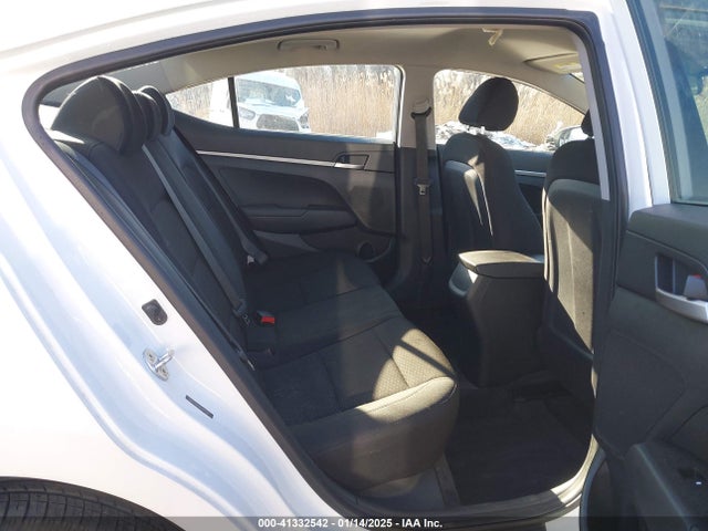 Hyundai ELANTRA SE 2019 5NPD74LF1KH432090 Image 8