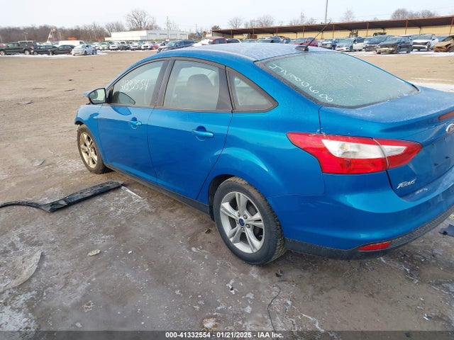 Ford FOCUS SE 2014 1FADP3F29EL428068 Image 3