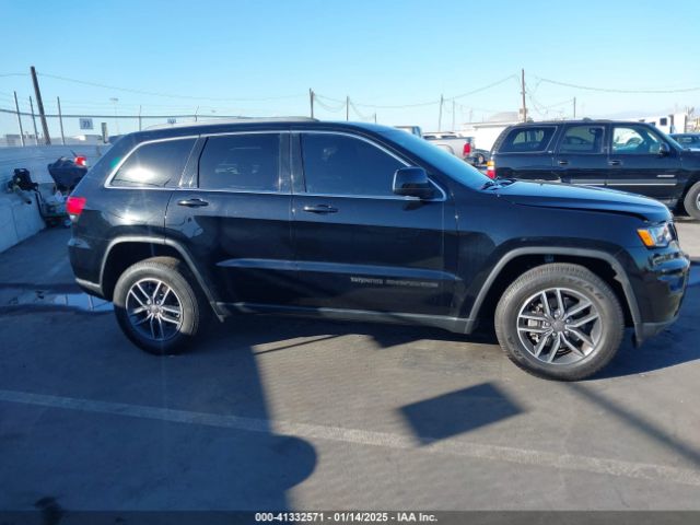 1C4RJEAG0KC690086 Jeep Grand Cherokee Laredo E 4x2