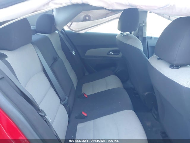 1G1PA5SH8E7432838 Chevrolet Cruze Ls Auto