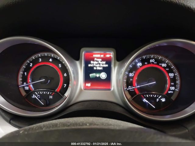 3C4PDCBG9KT868969 Dodge JOURNEY SE