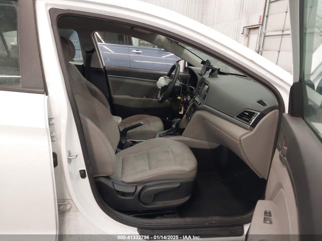 5NPD84LF5HH007493 Hyundai ELANTRA SE