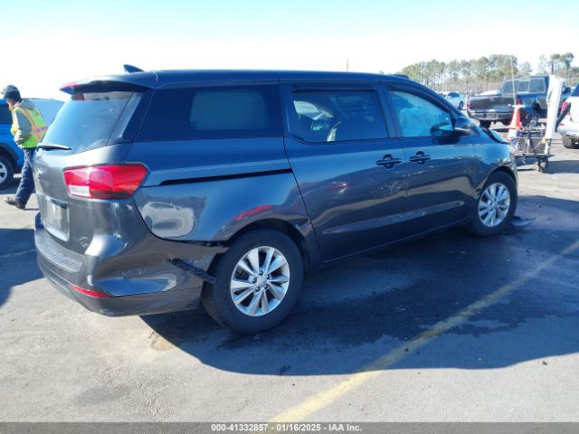 KNDMB5C10H6223130 KIA SEDONA LX