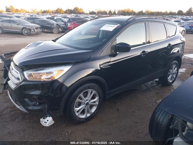 Ford ESCAPE SE 2018 1FMCU0GD9JUD42935 Image 2