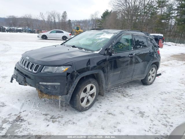 3C4NJDBB4KT670309 Jeep Compass Latitude 4x4