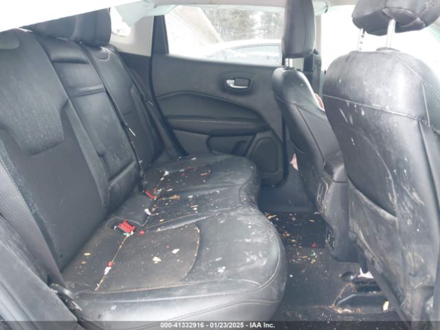 3C4NJDBB4KT670309 Jeep Compass Latitude 4x4