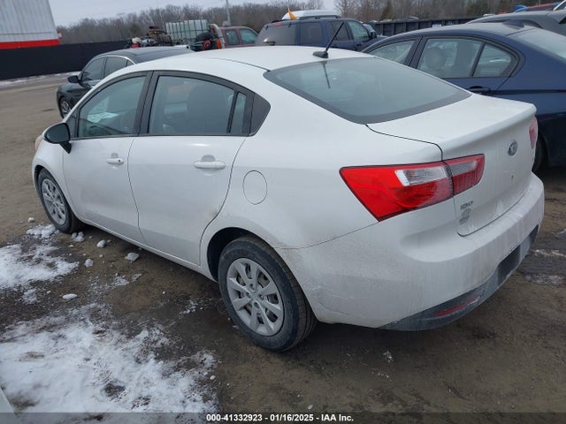KIA RIO LX 2015 KNADM4A36F6459364 Image 3