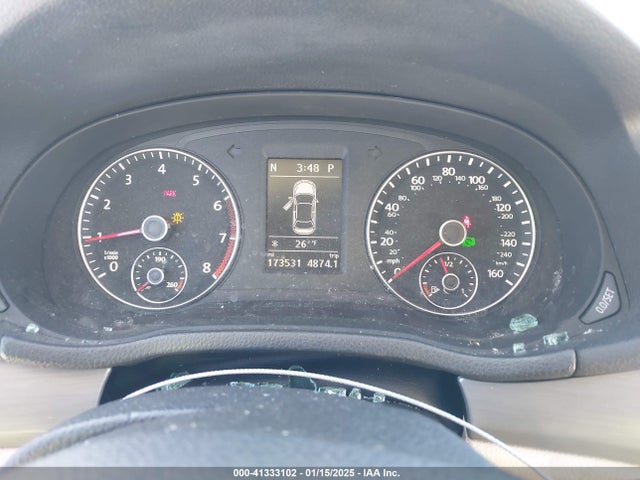 Volkswagen Passat 2014 1VWBP7A37EC011358 Image 7