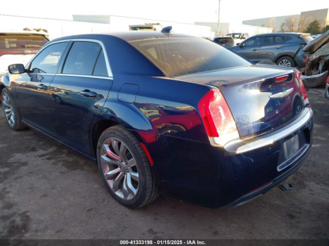 2017 CHRYSLER 300 2C3CCAAG0HH603628 Photo 2