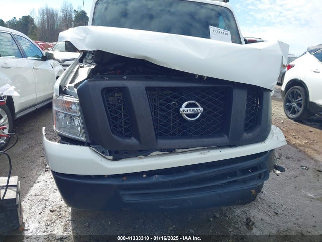 1N6BF0KY8LN811060 Nissan Nv Cargo Nv2500 Hd S Standard Roof V6