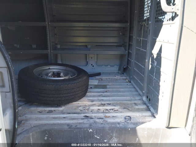 1N6BF0KY8LN811060 Nissan Nv Cargo Nv2500 Hd S Standard Roof V6