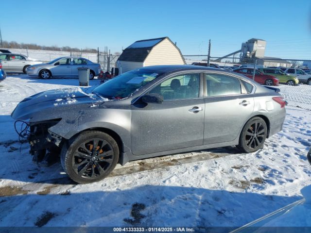 1N4AL3AP2HC219633 Nissan Altima 2.5 Sr
