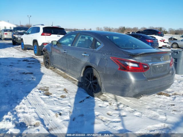 1N4AL3AP2HC219633 Nissan Altima 2.5 Sr