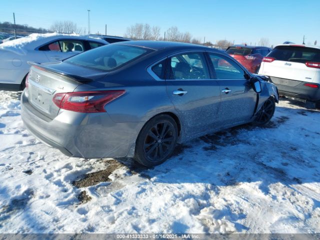1N4AL3AP2HC219633 Nissan Altima 2.5 Sr