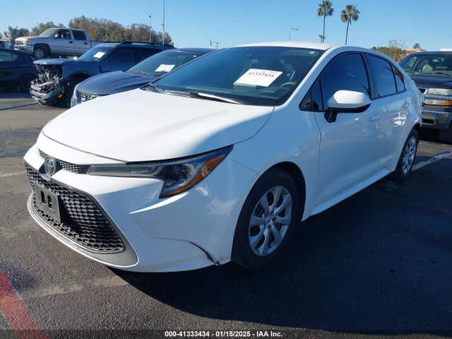 Toyota COROLLA LE 2021 5YFEPMAEXMP217988 Image 2