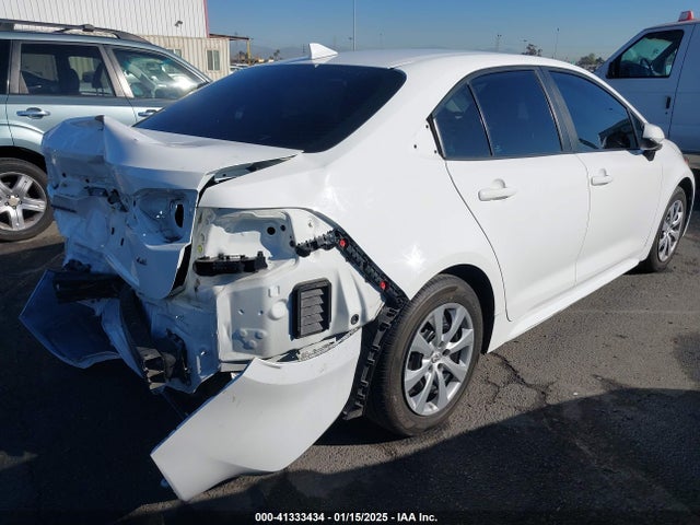 Toyota COROLLA LE 2021 5YFEPMAEXMP217988 Image 4
