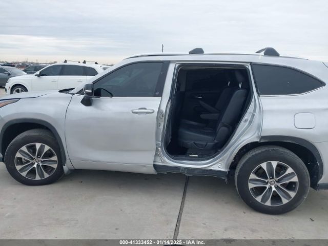 5TDGZRAH8NS140704 Toyota Highlander Xle