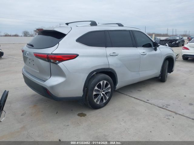 5TDGZRAH8NS140704 Toyota Highlander Xle