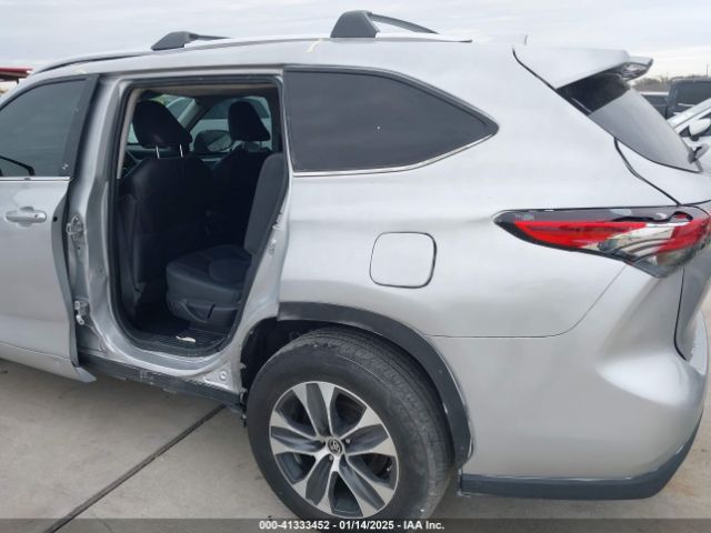 5TDGZRAH8NS140704 Toyota Highlander Xle