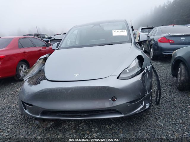 7SAYGDEE3SF268087 Tesla Model Y Long Range Dual Motor All-wheel Drive