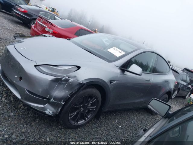 7SAYGDEE3SF268087 Tesla Model Y Long Range Dual Motor All-wheel Drive