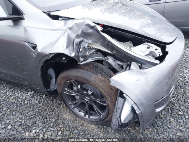 7SAYGDEE3SF268087 Tesla Model Y Long Range Dual Motor All-wheel Drive