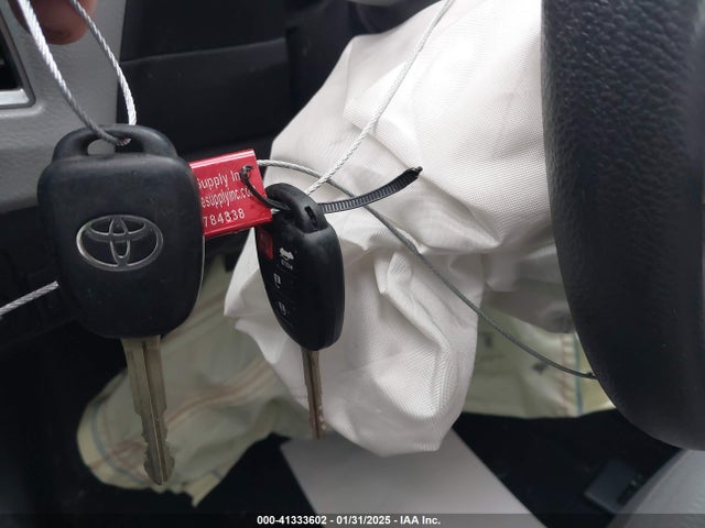 Toyota COROLLA LE 2016 5YFBURHE7GP462492 Image 11