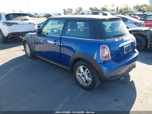 2012 MINI COOPER WMWSU3C57CT543951 Photo 2