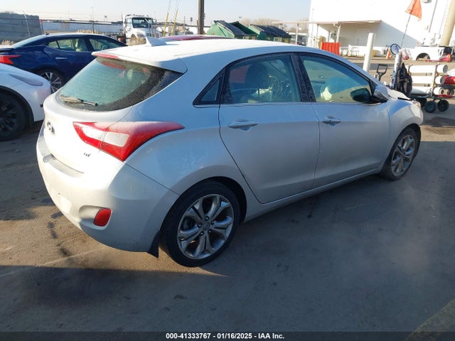Hyundai ELANTRA GT 2014 KMHD35LHXEU196998 Image 4