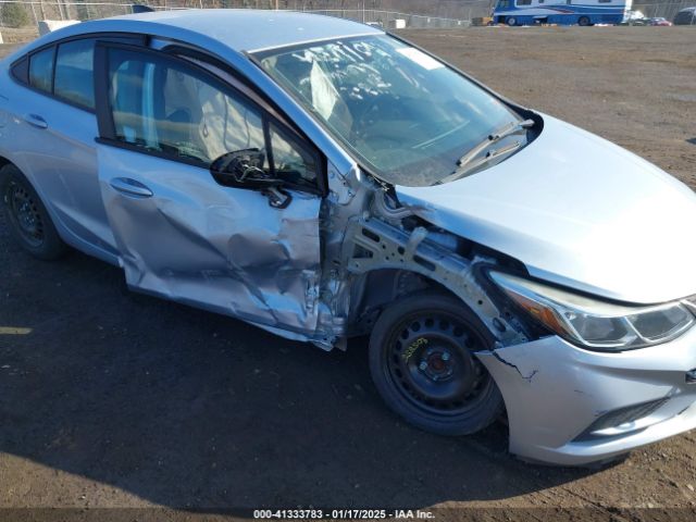 1G1BC5SM3J7142647 Chevrolet Cruze Ls Auto