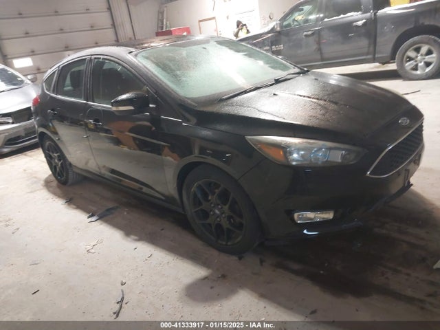 Ford FOCUS SE 2016 1FADP3K29GL311924 Image 1