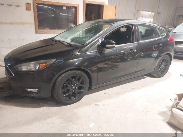 Ford FOCUS SE 2016 1FADP3K29GL311924 Image 2
