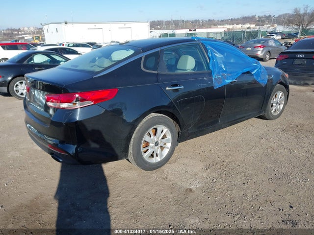 5XXGT4L3XGG103924 KIA Optima Lx