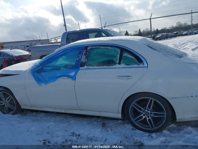 WDDZF4KB9JA362891 Mercedes-Benz E 300 4matic