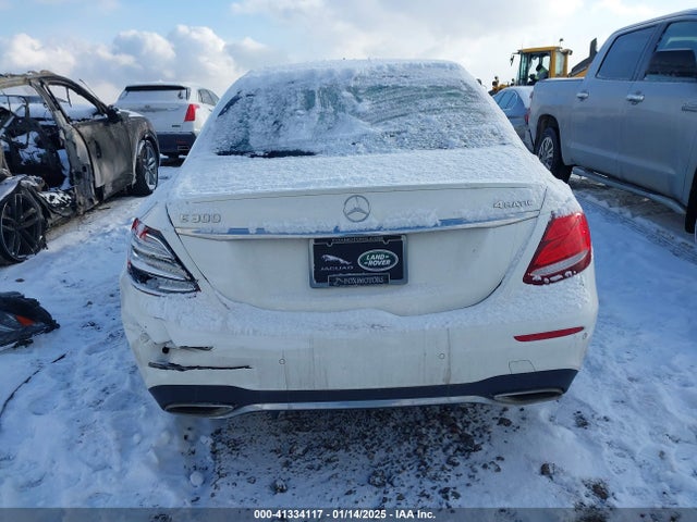 WDDZF4KB9JA362891 Mercedes-Benz E 300 4matic
