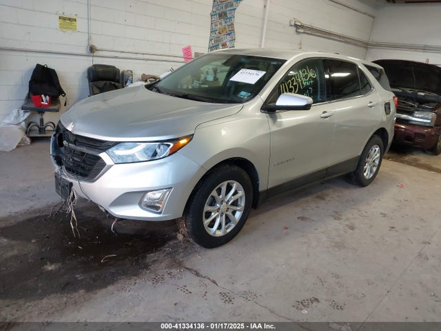 Chevrolet EQUINOX LT 2018 3GNAXSEV8JS541217 Image 2