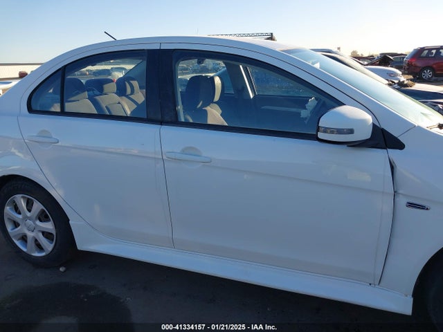 Mitsubishi LANCER ES 2015 JA32U2FU0FU009588 Image 13