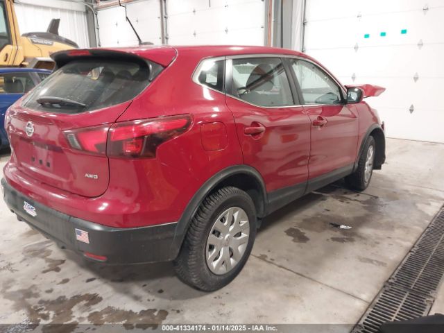 JN1BJ1CR3JW258990 Nissan Rogue Sport S